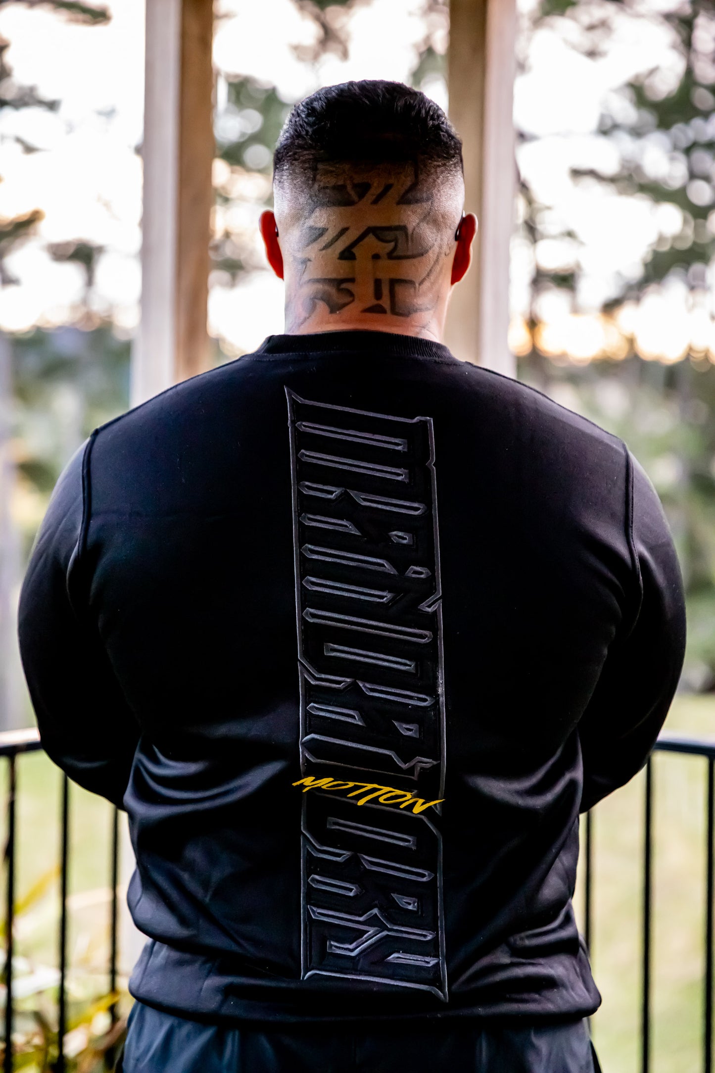 CREW NECK BLACK-YELLOW (EMBROIDERED)