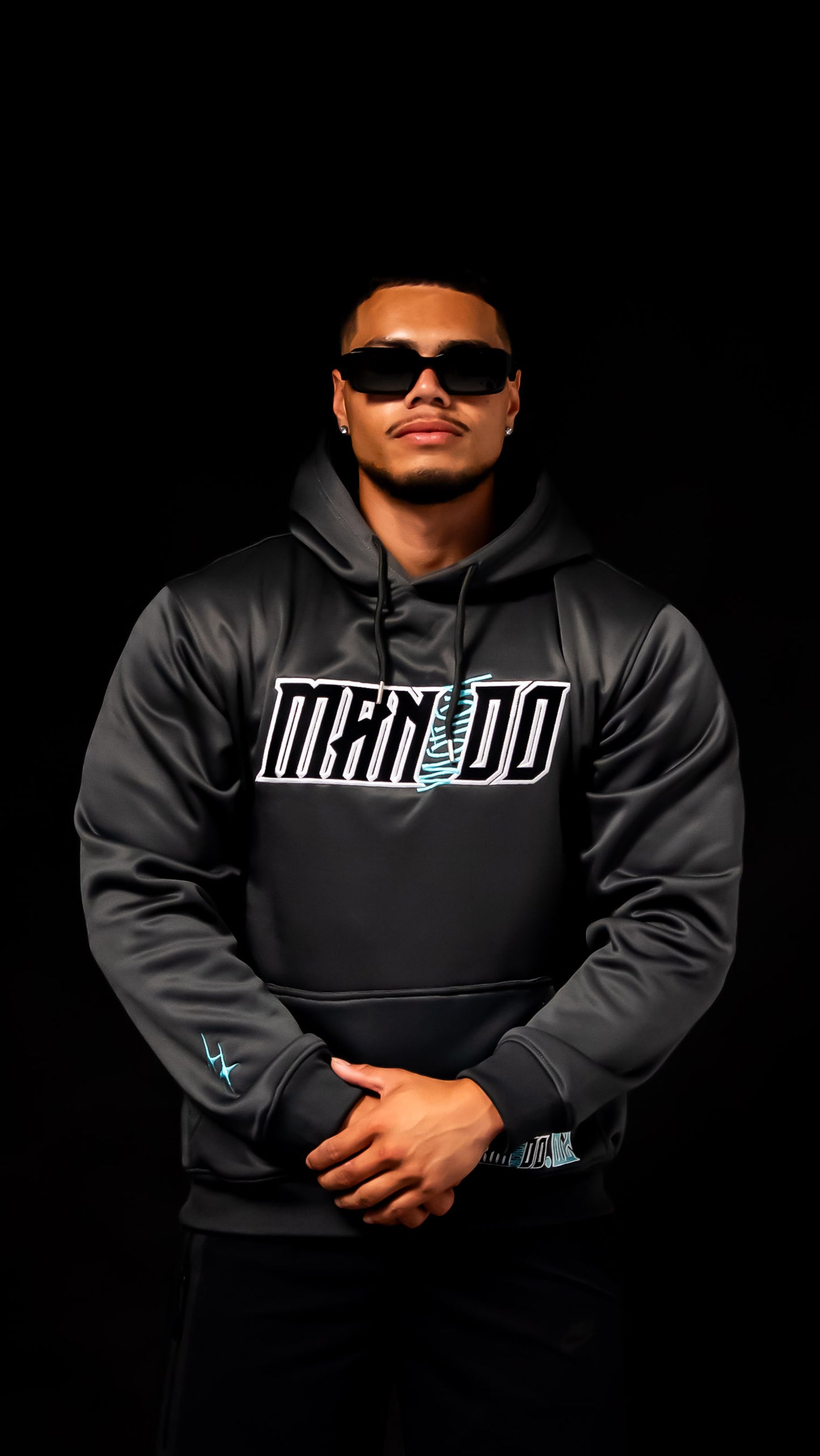 MANDO HOODIE